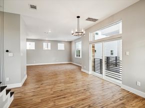 5522 Kiam Street A, Houston TX 77007