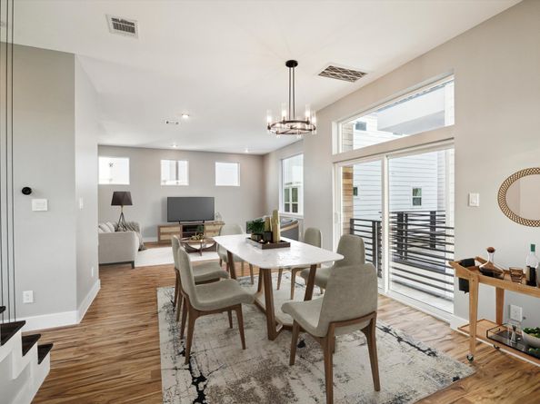 5522 Kiam Street A, Houston TX 77007