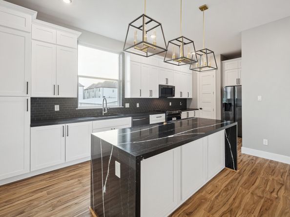 5522 Kiam Street A, Houston TX 77007