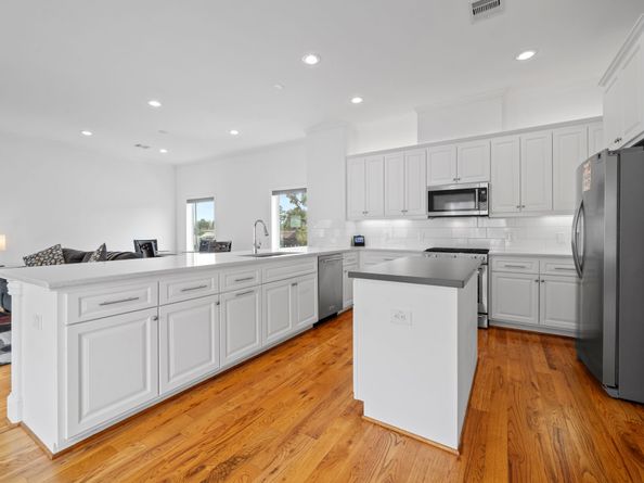 1628 W 24th Street, Houston TX 77008