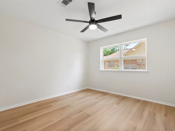 2610 Moss Hill Drive, Houston TX 77080