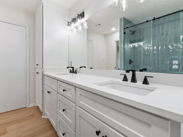 2610 Moss Hill Drive, Houston TX 77080