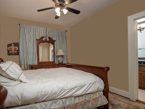 1215 W Bell Street, Houston TX 77019
