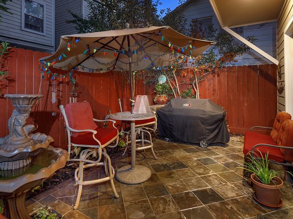 1215 W Bell Street, Houston TX 77019