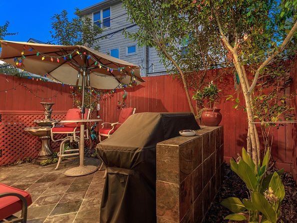 1215 W Bell Street, Houston TX 77019