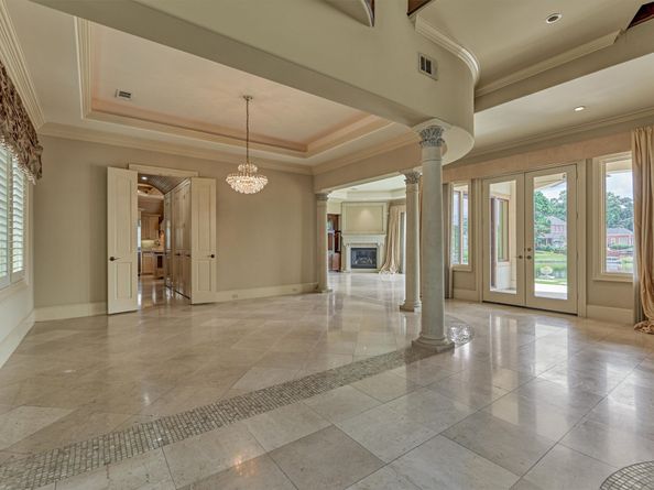14 Regent Square, The Woodlands TX 77381