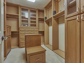 14 Regent Square, The Woodlands TX 77381