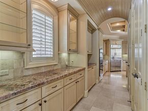 14 Regent Square, The Woodlands TX 77381