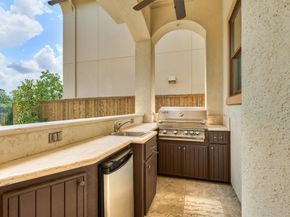 14 Regent Square, The Woodlands TX 77381