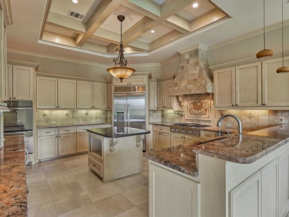 14 Regent Square, The Woodlands TX 77381