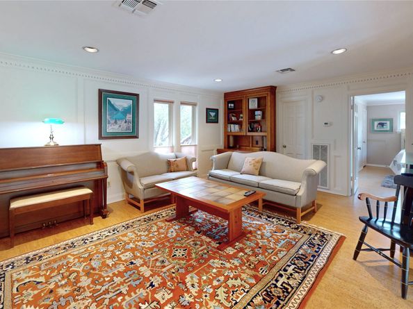 734 Plainwood Drive, Houston TX 77079