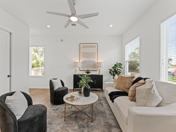 4744 Martin Hill Street, Houston TX 77018