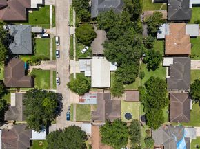 319 Arvana Street, Houston TX 77034