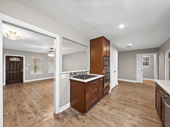 319 Arvana Street, Houston TX 77034