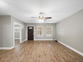 319 Arvana Street, Houston TX 77034