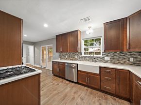 319 Arvana Street, Houston TX 77034