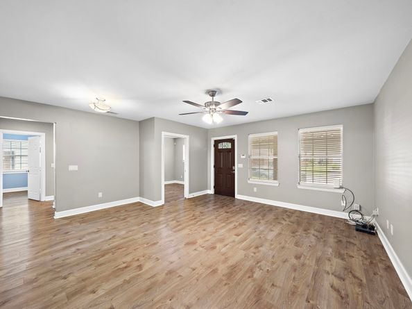 319 Arvana Street, Houston TX 77034