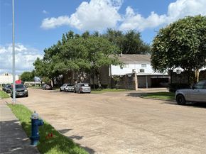 8101 Amelia Road 507, Houston TX 77055
