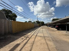 8101 Amelia Road 507, Houston TX 77055