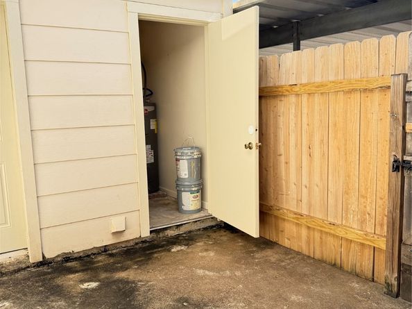 8101 Amelia Road 507, Houston TX 77055