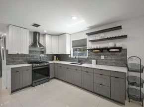 5411 Graystone Lane, Houston TX 77069