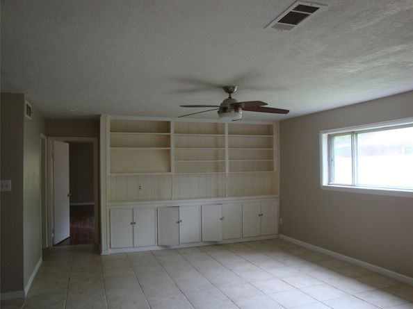 10215 Cliffwood Drive, Houston TX 77035