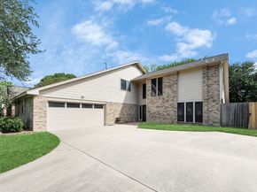 7731 Club Lake Drive, Houston TX 77095