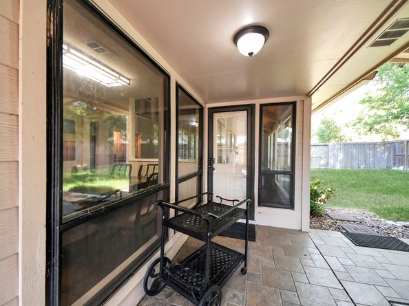 7731 Club Lake Drive, Houston TX 77095