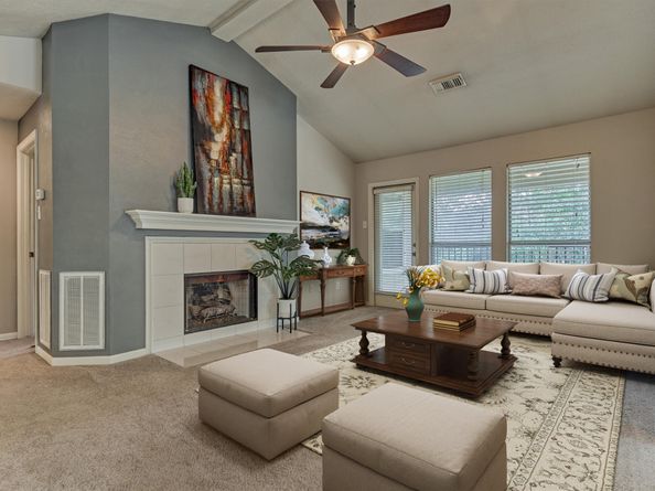 94 S Magnolia Pond Place, The Woodlands TX 77381