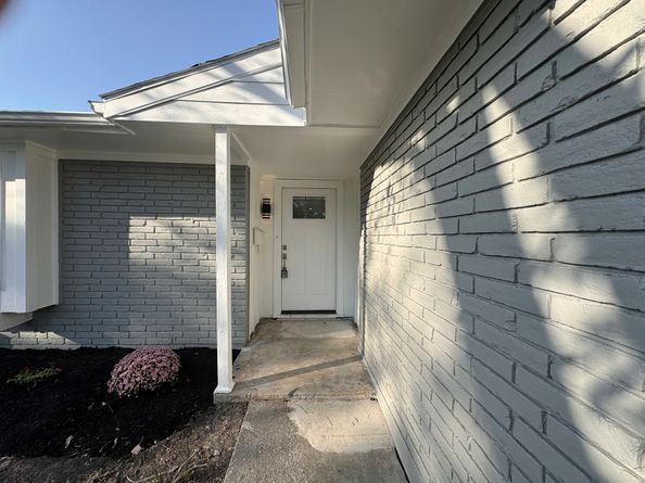 5814 W Bellfort Avenue, Houston TX 77035