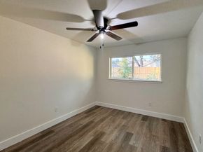 5814 W Bellfort Avenue, Houston TX 77035