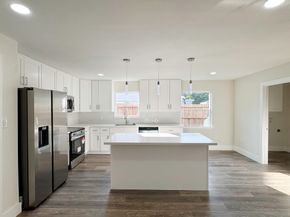 5814 W Bellfort Avenue, Houston TX 77035