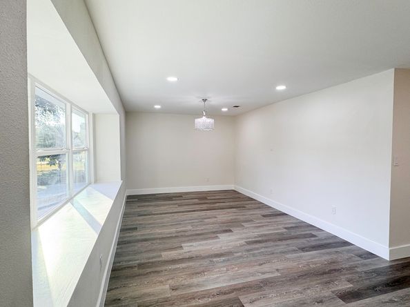 5814 W Bellfort Avenue, Houston TX 77035