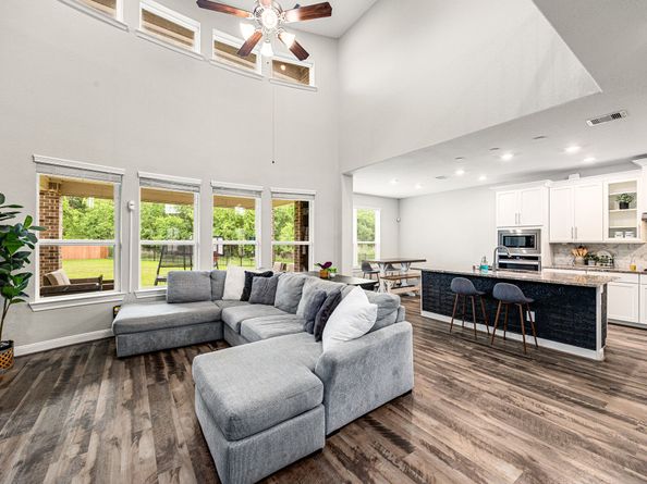 14121 N Lake Branch Lane, Houston TX 77044