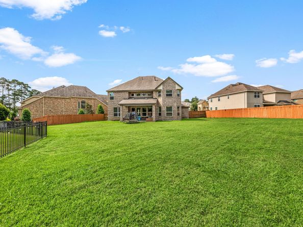 14121 N Lake Branch Lane, Houston TX 77044