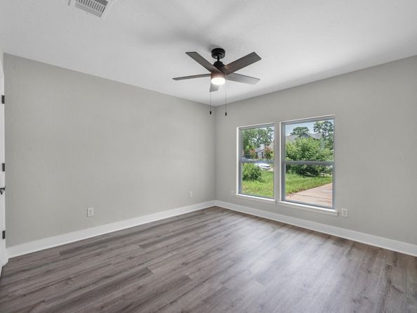 2515 Garapan Street, Houston TX 77091