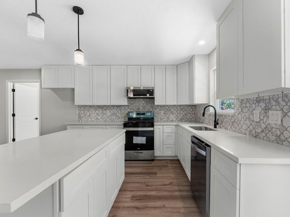 2515 Garapan Street, Houston TX 77091