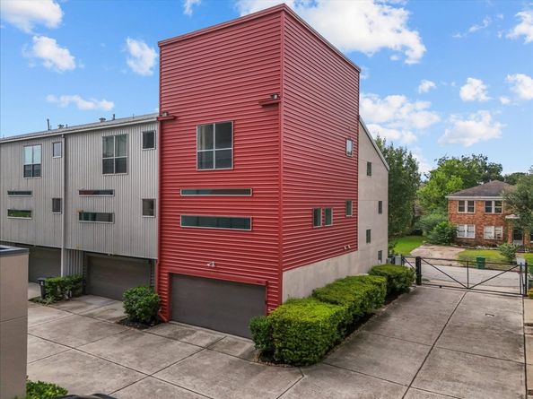 2453 Wentworth Street, Houston TX 77004