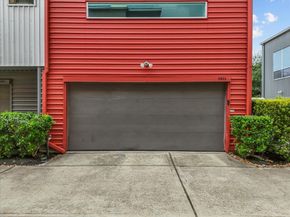 2453 Wentworth Street, Houston TX 77004