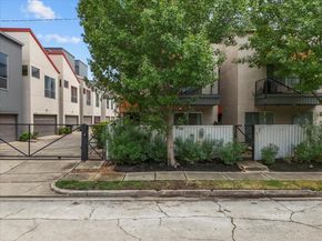 2453 Wentworth Street, Houston TX 77004