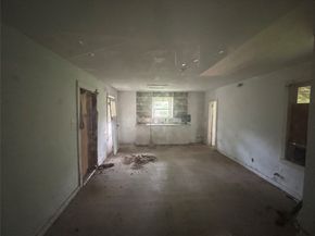 603 Dorchester Street, Houston TX 77022