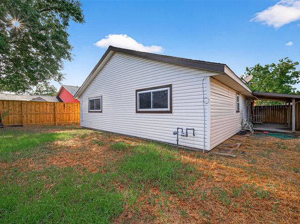 710 Ridgeland Court, Houston TX 77060