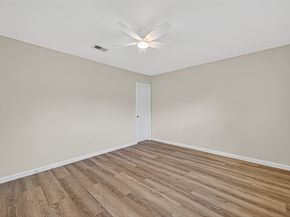 710 Ridgeland Court, Houston TX 77060