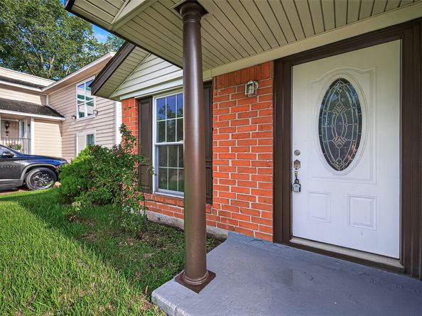 710 Ridgeland Court, Houston TX 77060