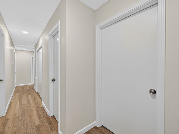 710 Ridgeland Court, Houston TX 77060