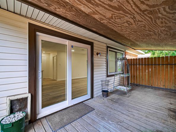 710 Ridgeland Court, Houston TX 77060