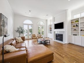 2322 Dorrington Street, Houston TX 77030