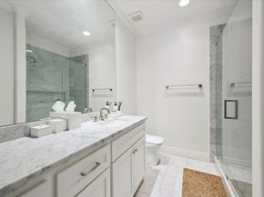 2322 Dorrington Street, Houston TX 77030