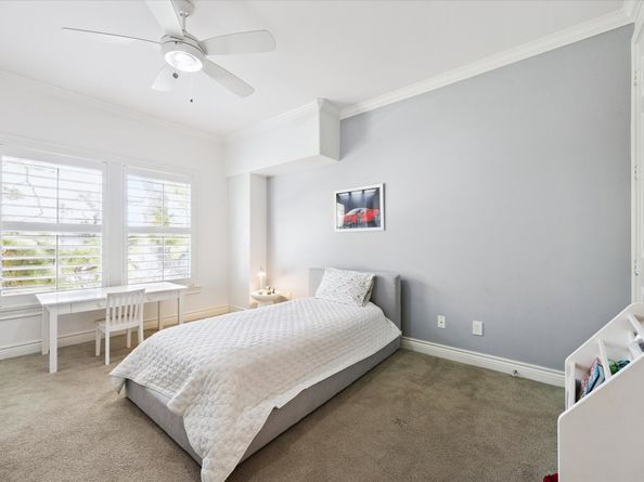 2322 Dorrington Street, Houston TX 77030