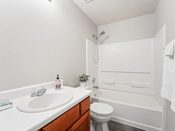 1705 Nichole Woods Drive, Houston TX 77047